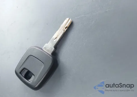 2013 Volvo Xc90 3.2/3.2 Platinum/3.2 Premier Plus z USA, uszkodzony, nr VIN YV4952CY1D1668117